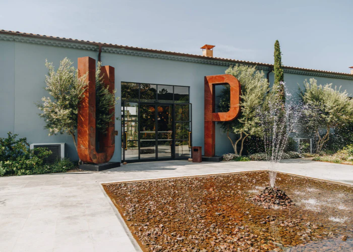 Ultimate Provence